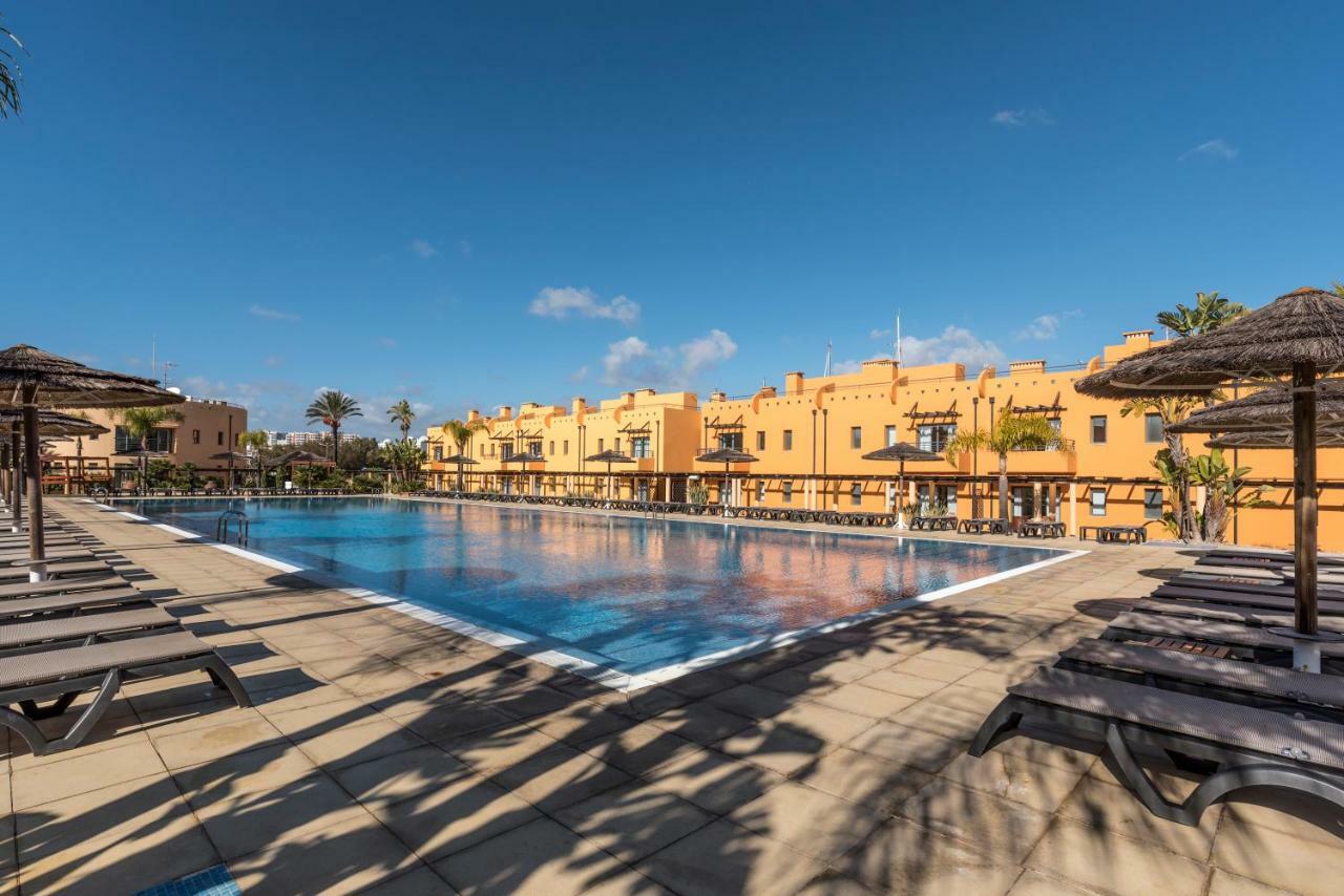 Luxury Apartment, Marina, Beach & Pool Портіман Екстер'єр фото